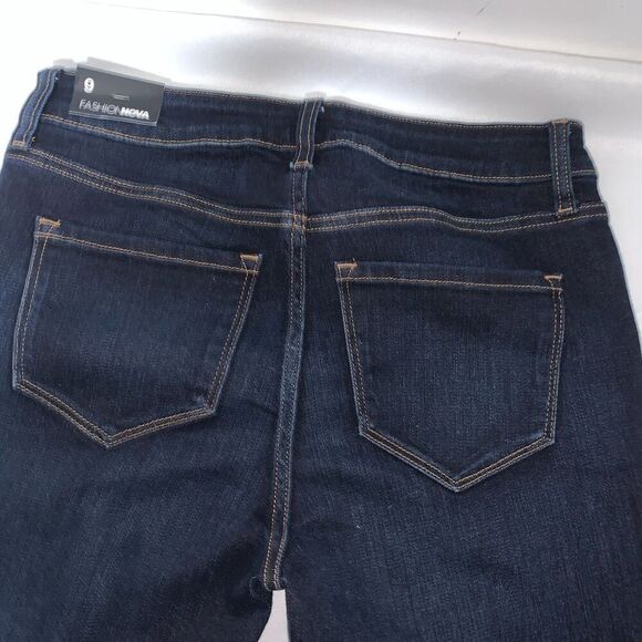Women's FASHION NOVA skinny high rise jeans, size 9 distressed stretch stye - Picture 5 of 7